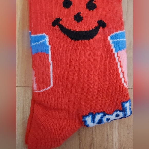 Kool-Aid Novelty Crew Socks New Size 6-12 - Picture 3 of 5